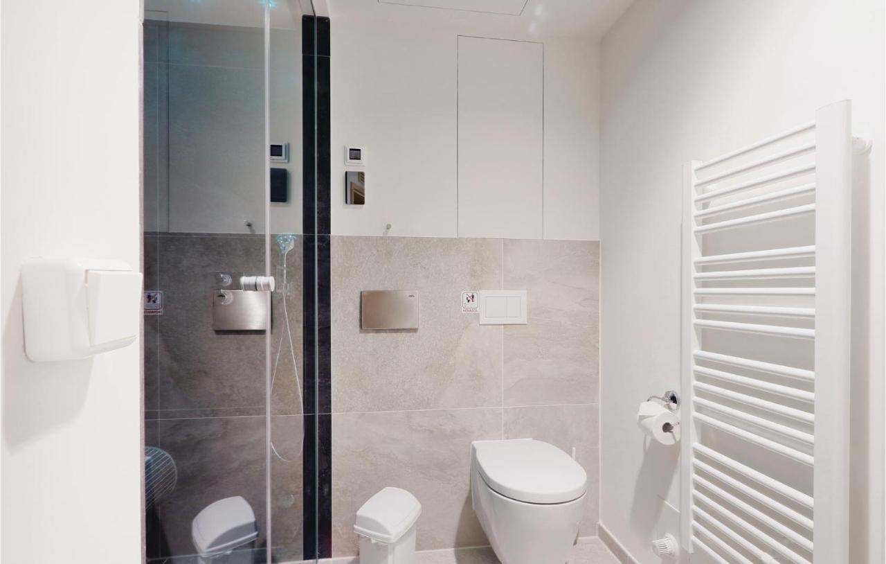 2 Bedroom Stunning Apartment In Luebeck Travemuende Buitenkant foto